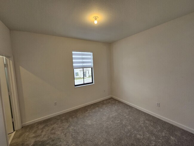 Foto del edificio - 23259 SW 128th Ave