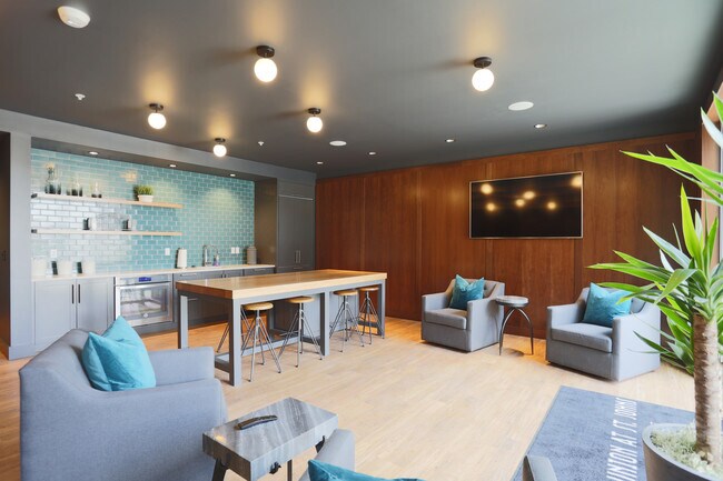 Building Photo - The Union at St John's.