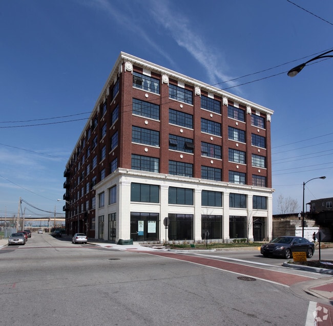 Building Photo - 2620 Lofts