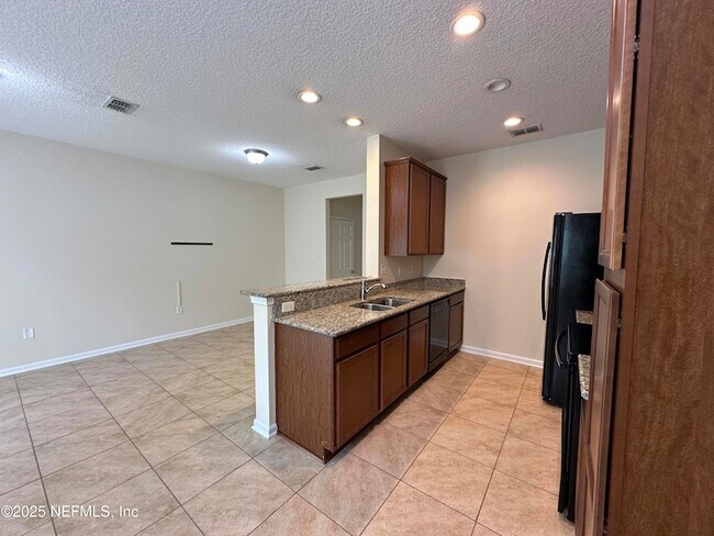 Foto del edificio - 111 Moultrie Village Ln