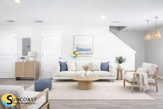 Building Photo - 3821 SW 43rd Ct