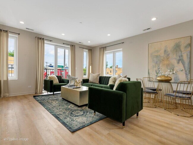 Foto del edificio - 6033 W North Ave