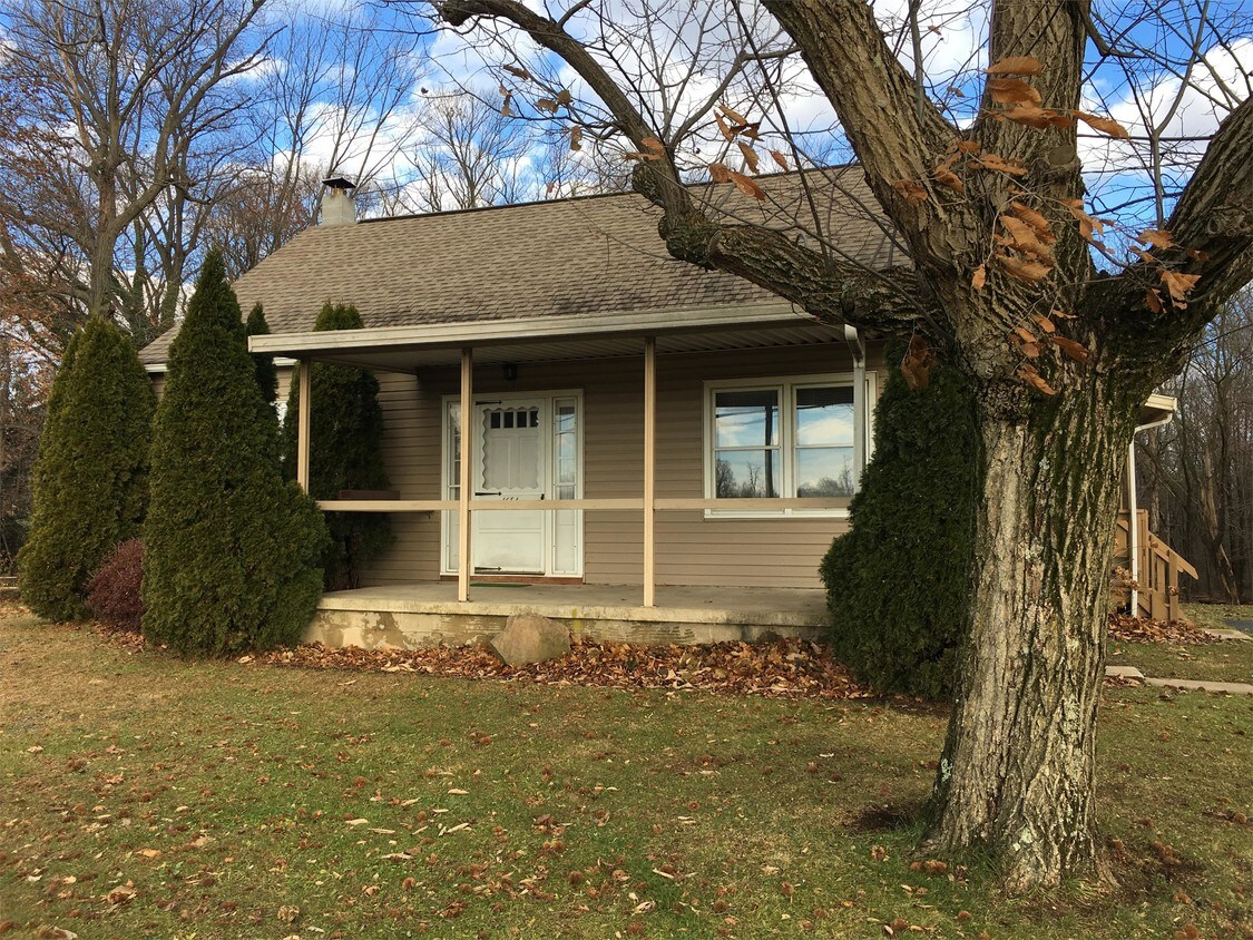 1654 Heilmandale Rd, Lebanon, PA 17046 House Rental in Lebanon, PA