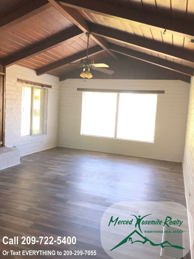 Foto del edificio - 4 br, 2 bath House - 2755 E. Bellevue Rd.