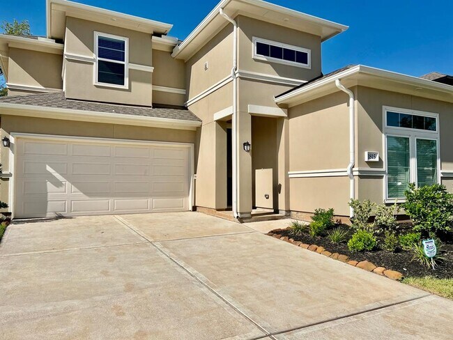 Building Photo - 1815 Waters Branch Dr