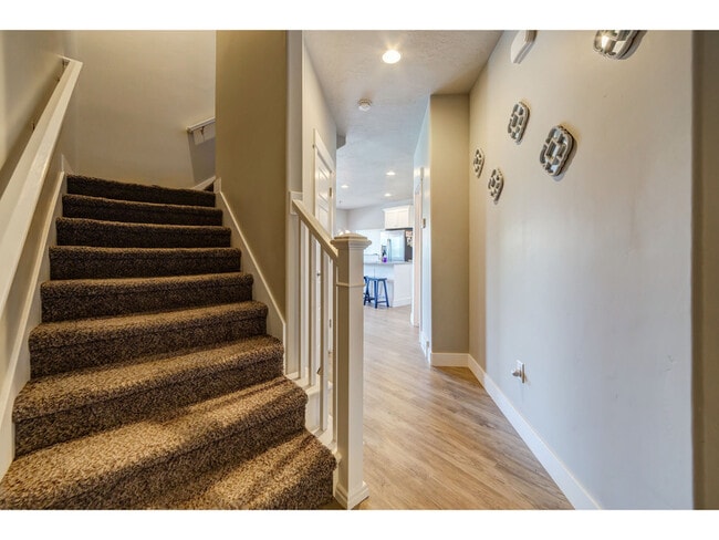 Building Photo - 1839 W 720 S