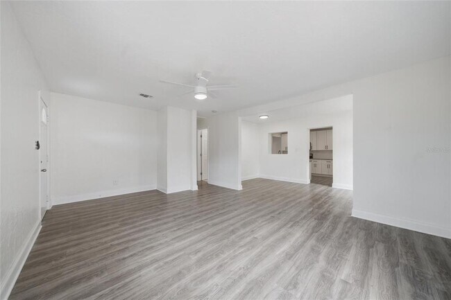 Building Photo - 1763 30th Ave N
