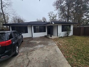 Building Photo - 9254 Haddick St