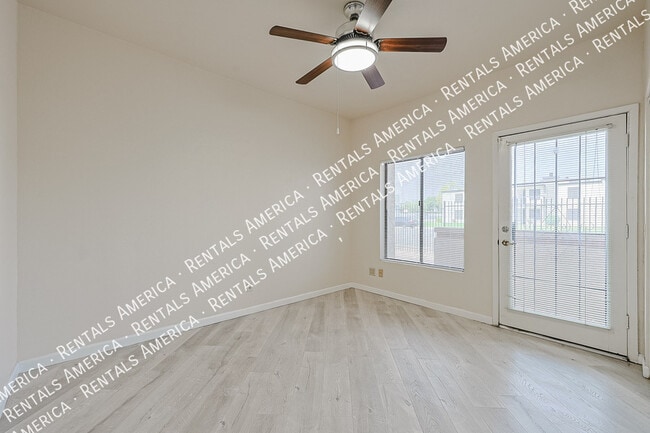 Building Photo - 11666 N 28th Dr