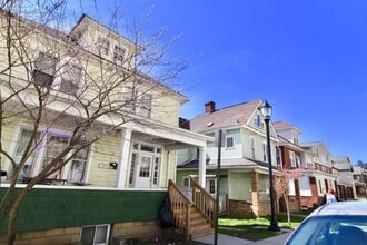 Building Photo - 233-235-235 Grant Ave