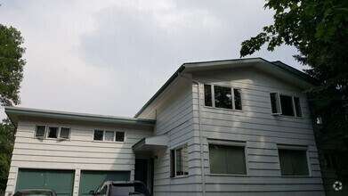Building Photo - 720 S 9th Ave