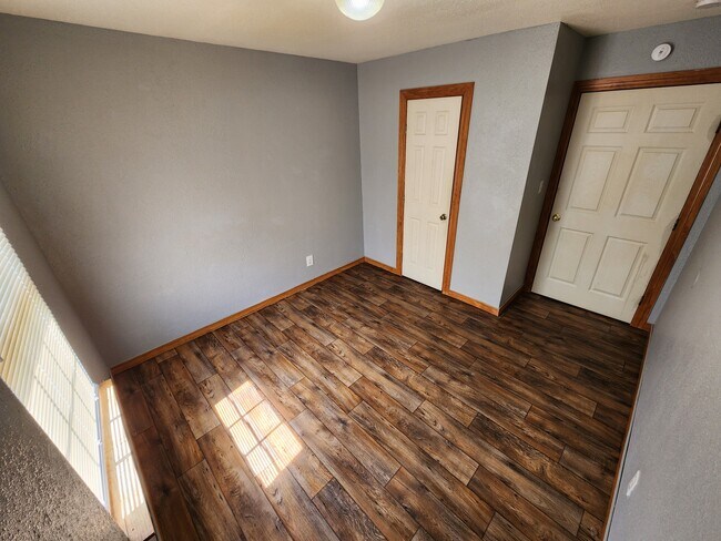Foto del edificio - 218 E 14th St