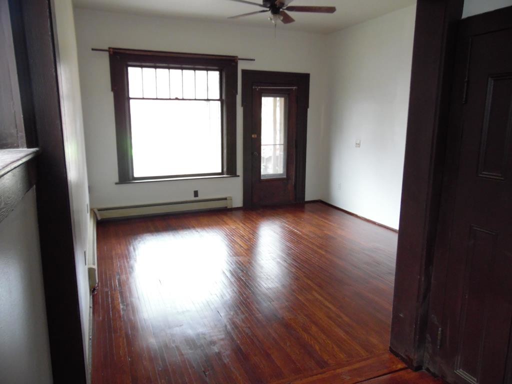Primary Photo - 500 N Porter St