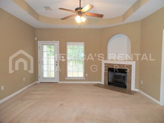 Foto del edificio - Home available for rent in Tuscaloosa! Coming Soon