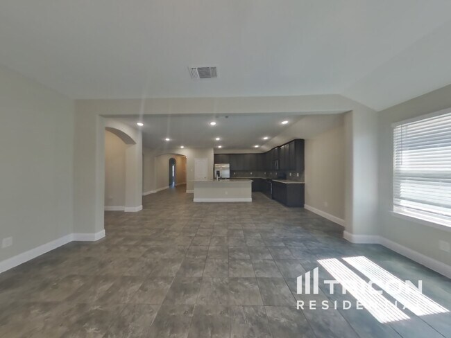 Building Photo - 525 Hunt Farms Rd