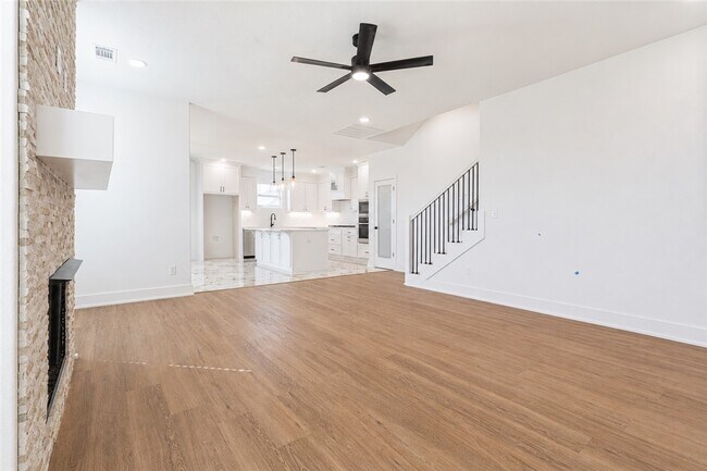 Foto del edificio - 6900 SW High Meadow Blvd