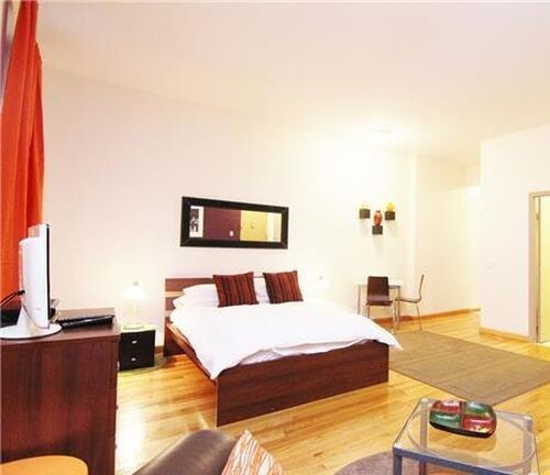 Foto del edificio - 189 E 2nd St