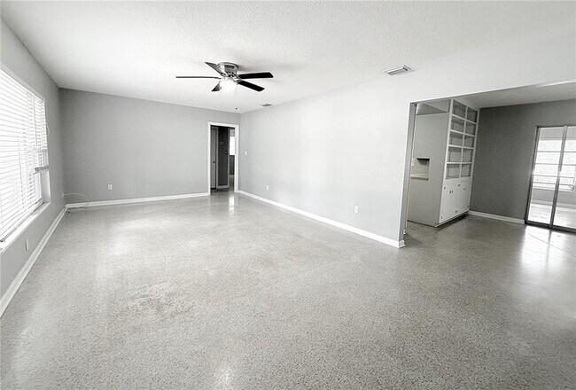 Foto del edificio - 1001 Brookside Dr