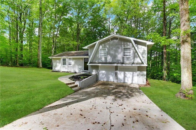 Building Photo - 3585 Ale Cir