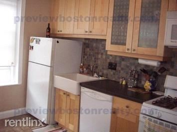 Foto del edificio - 1710 Commonwealth Avenue