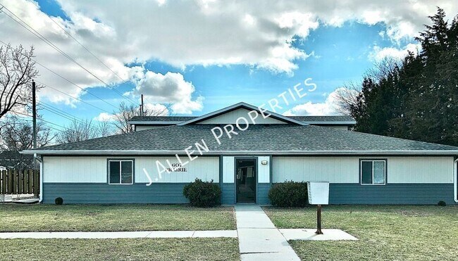 Foto del edificio - 606 Prairie Ave