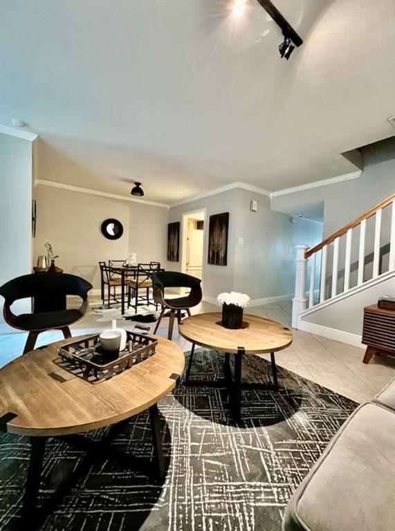 Building Photo - 13316 Trail Hollow Dr