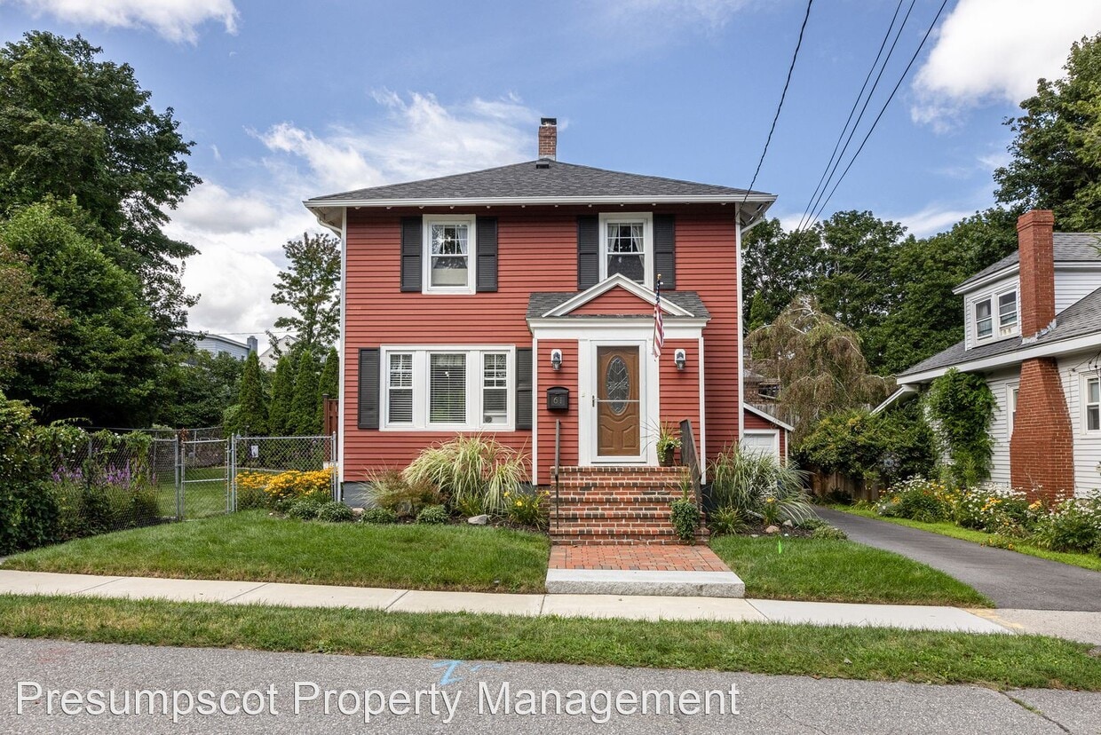 Primary Photo - 3 br, 1.5 bath House - 61 Elsmere Avenue
