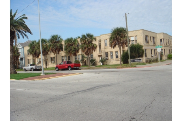 Building Photo - Waldorf Apartments