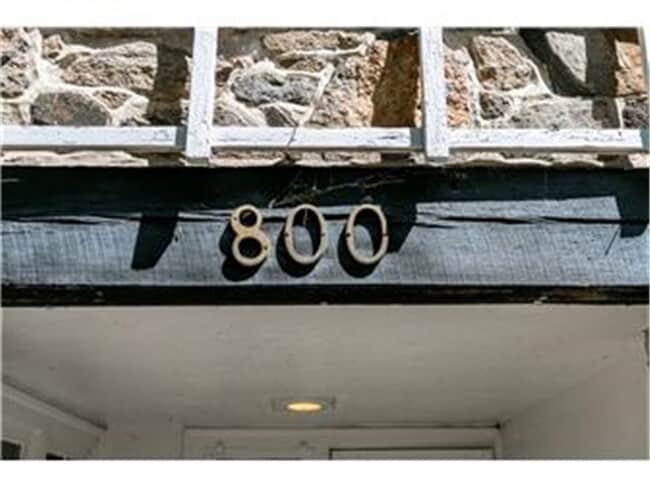 Building Photo - 800 Beaver Valley Rd