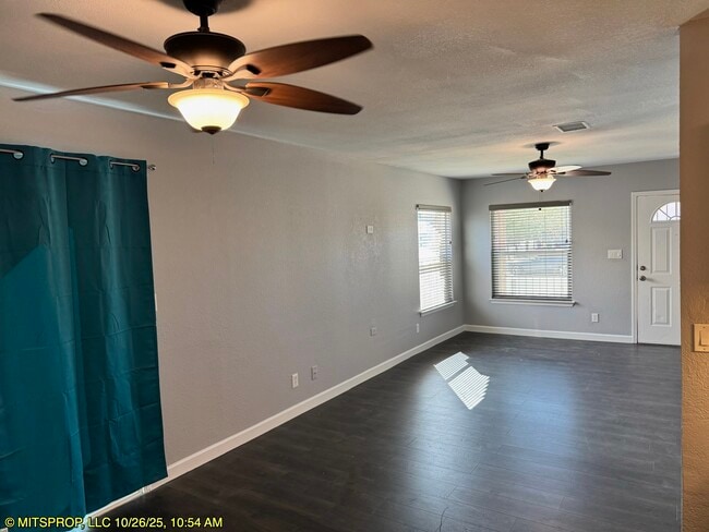 Building Photo - 12549 Martin Bauman Dr