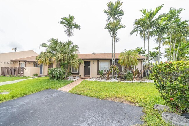 Foto del edificio - 12023 SW 110th St Cir E