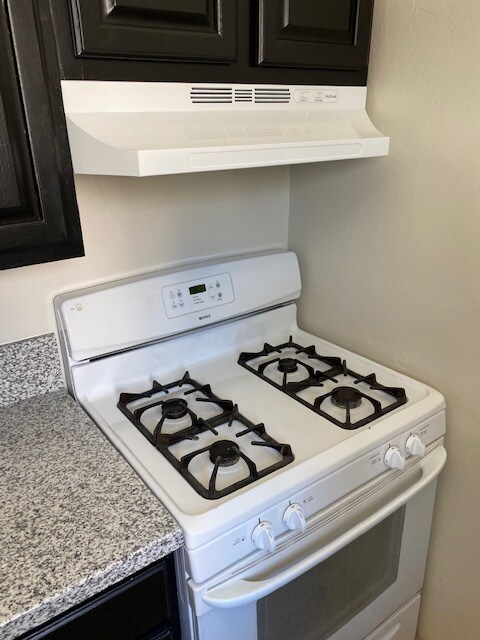 Foto del edificio - 1158 Murray Ave.