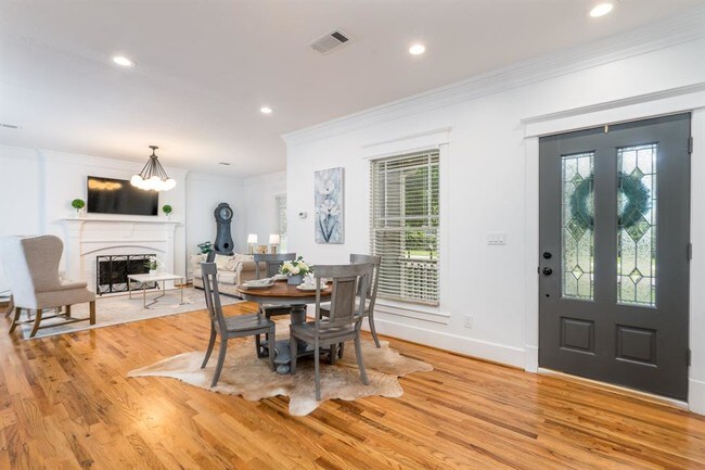 Foto del edificio - 2122 Nicholson St