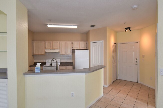 Foto del edificio - 5809 Legacy Crescent Pl