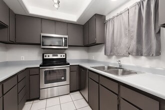 Building Photo - 1676 Jupiter Ct