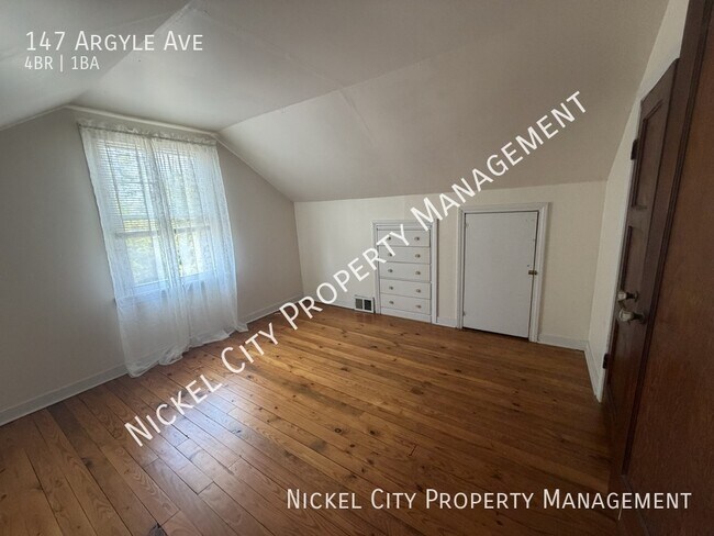 Foto del edificio - 147 Argyle Ave