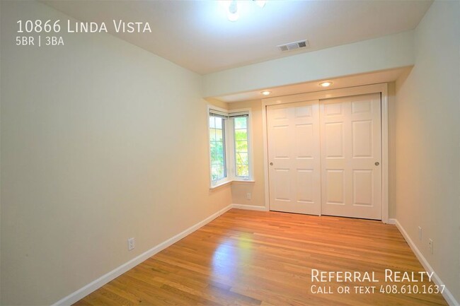 Building Photo - Sophisticated Luxury in Beautiful Cupertino!
