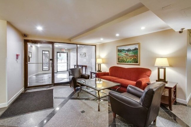 Foto del edificio - 675 Grove Terrace