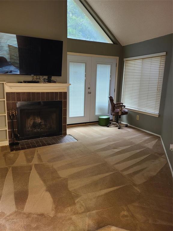 Building Photo - 2310 Balsam Dr