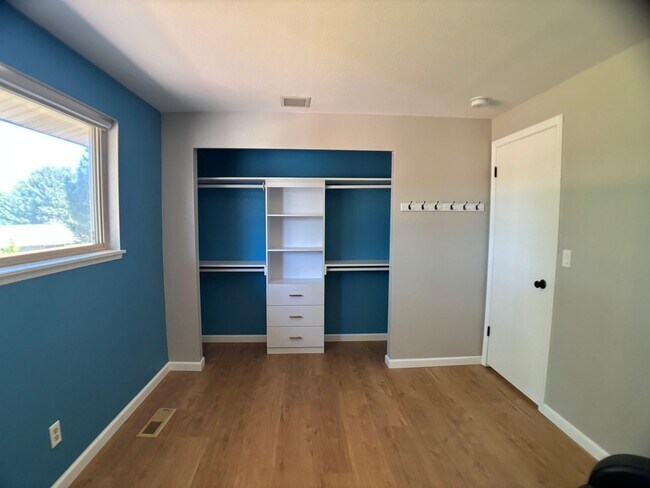 Foto del edificio - 1533 Ridgeview Ct