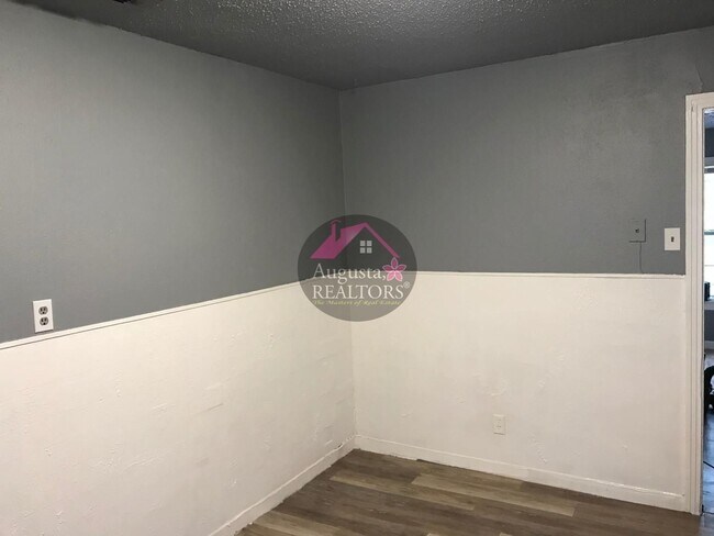 Foto del edificio - Affordable 2 Bedroom Home!
