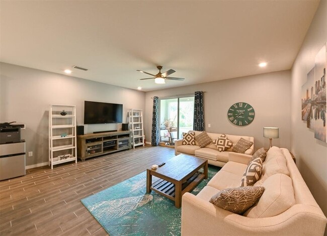 Building Photo - 2876 Grand Kemerton Pl