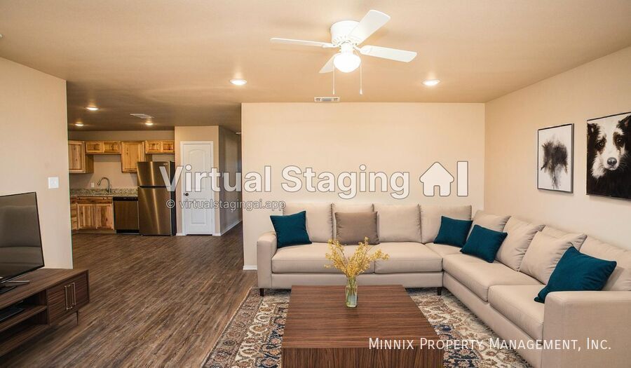 Foto principal - 2413 N Ave O