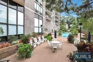 Foto del edificio - 770 Anderson Ave