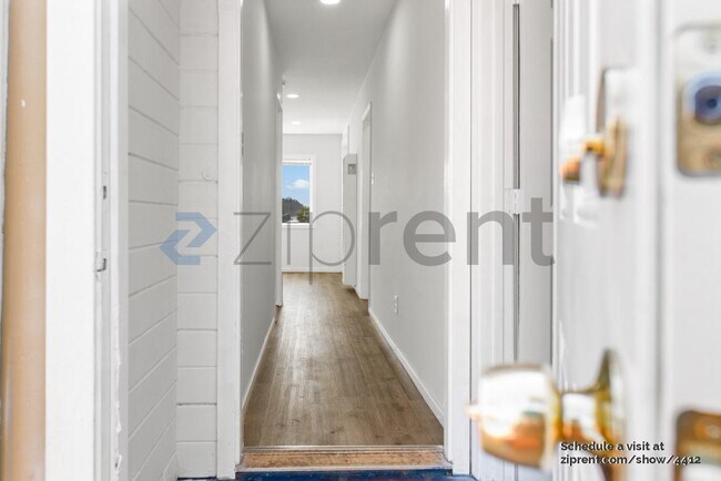 Foto del edificio - 5210 Sacramento Ave