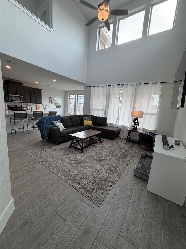 Foto del edificio - 8603 Cumbrae Ln