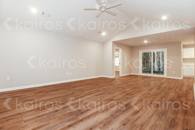 Foto del edificio - 103 Cottage Grove Rd.