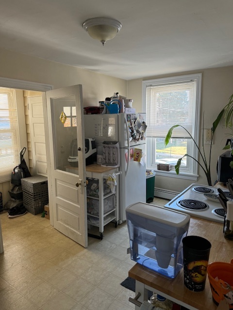 Mudroom into kitchen - 230 Wollerton St