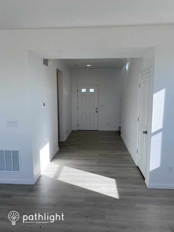 Building Photo - 6208 Frenchman Pl