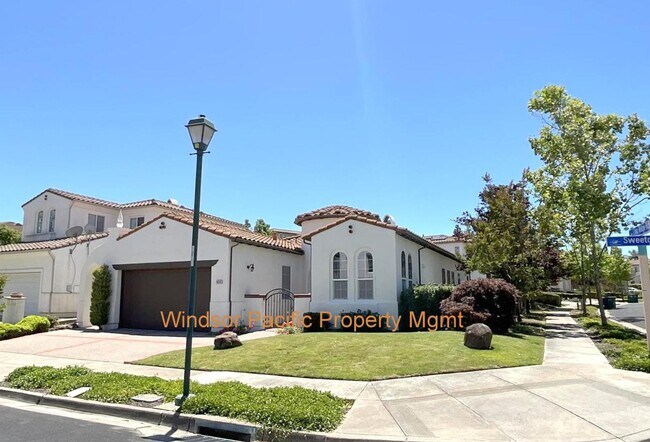 Building Photo - Beautiful One Story Home In Perfect Bridge...